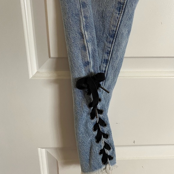 Blank NYC High Rise Tapered Lace Up Raw Hem Jeans - Picture 4 of 13